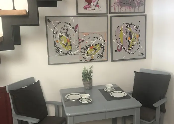 Bel Art Atelier Mit Grossem Parkplatz * Haan